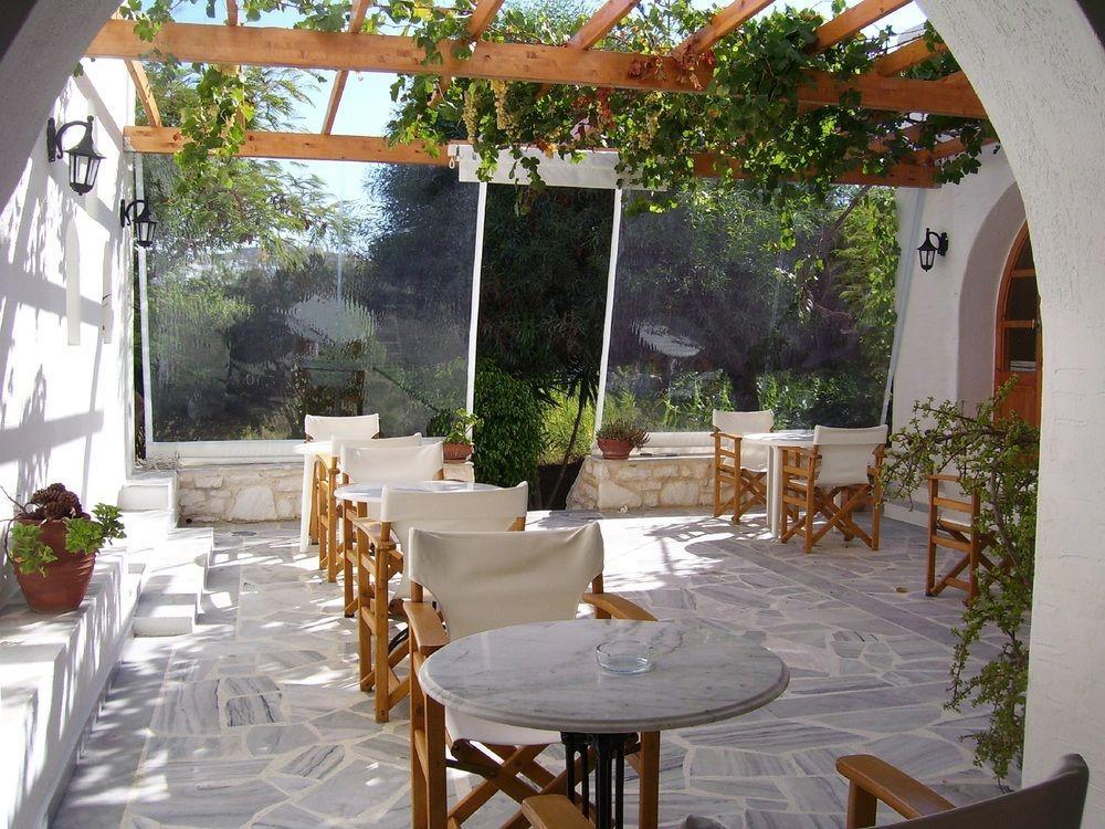 Roussos Beach Hotel Naousa  Bagian luar foto