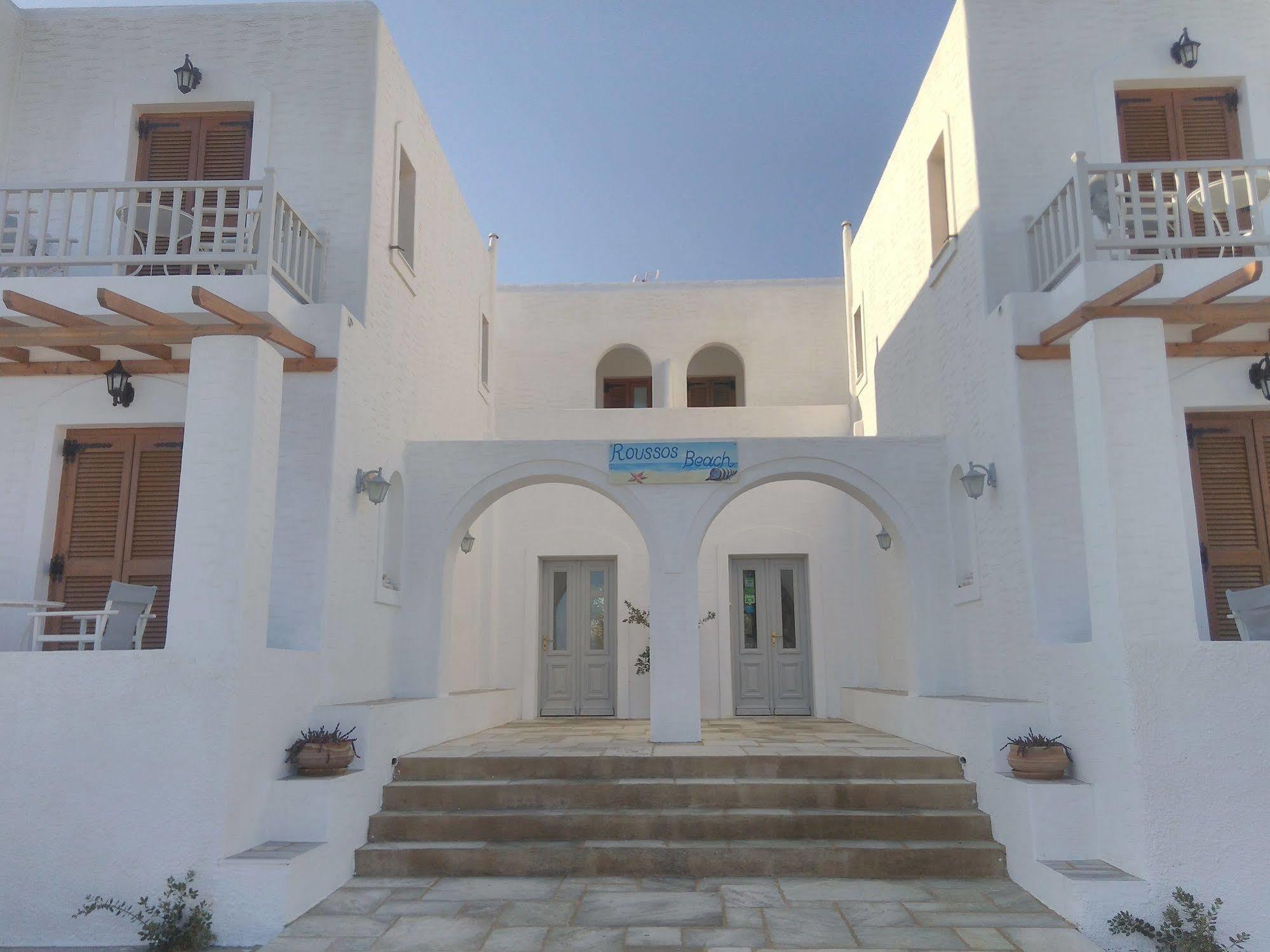Roussos Beach Hotel Naousa  Bagian luar foto
